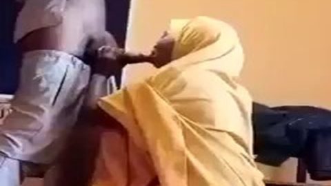 Leaked Sextape Of Hausa Muslim Girl Giving Blow Job