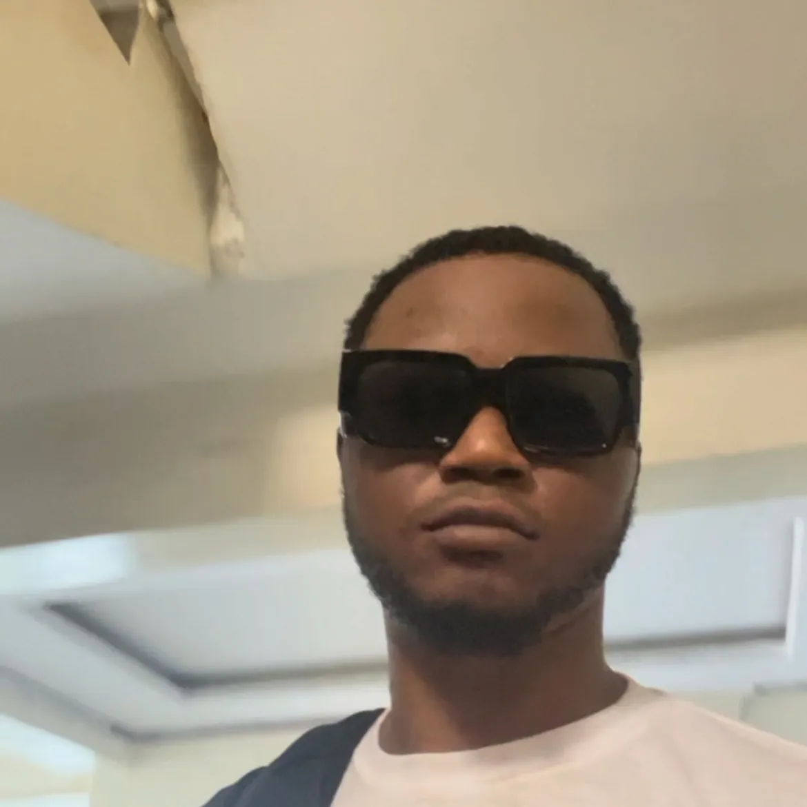 Yung Effissy – Awolor 3.0