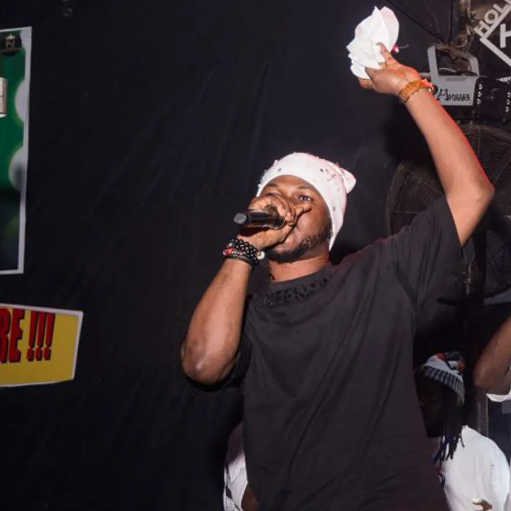 Yung Effissy – Time