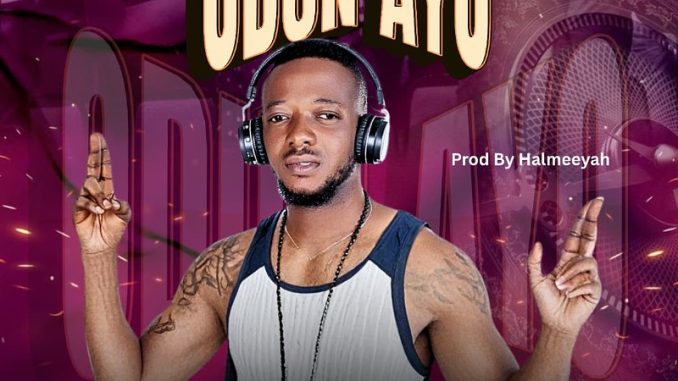[Music] TOBILOBATMONEY (T&T) – Odun Ayo