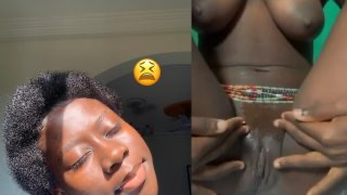 Another Nude Video Of Ghanian Tiktoker “Efia Fryday” Rubbing Her Pussy With Oil